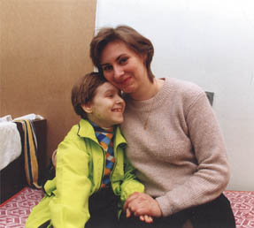 Надя Рябова с мамой на отделении