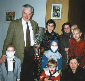 Доктор Мартин Фридрихс на отделении детской онкологии больницы №31